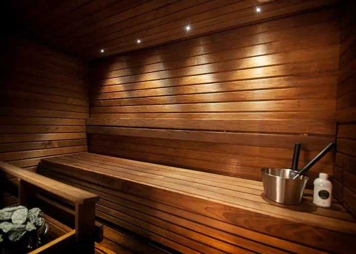 Grand Mustaparta Tornio